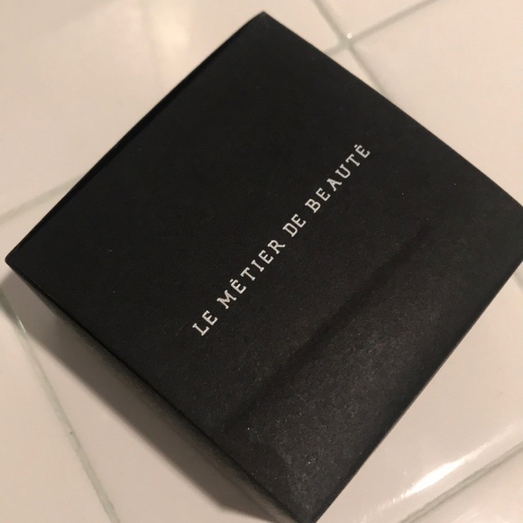 1 left!!! FULL STREAM Makeup Kaleidoscope 💄💄 - Picture 6 of 8